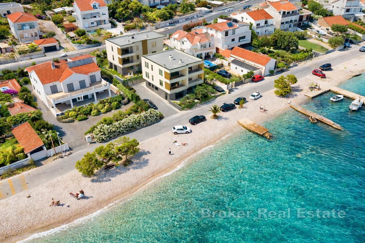 Moderní apartmány u moře a pláže