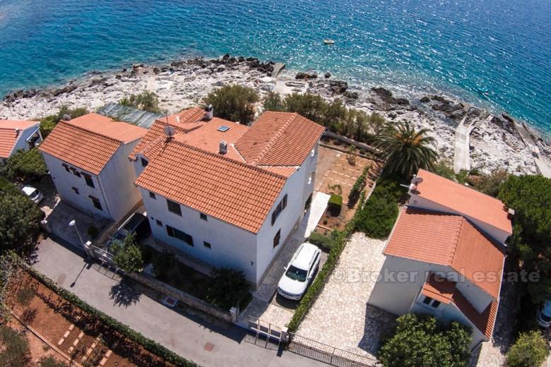 Maison / Villa, Rogoznica, front de mer, vue sur la mer, à vendre