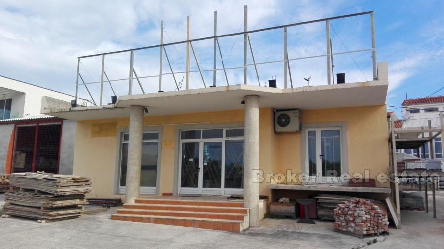 Local commercial de 490 m2, en vente