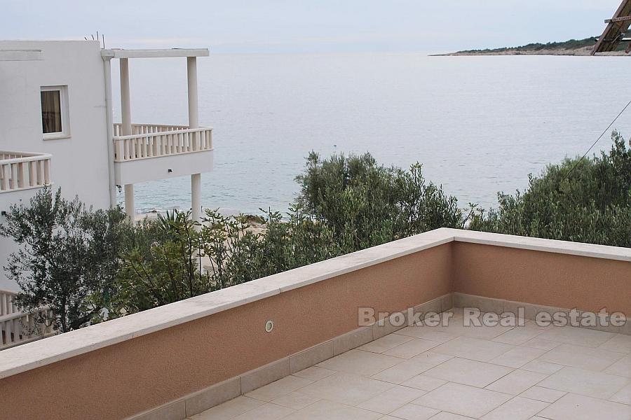 Dům / Villa, Rodinný dům 50 m od moře, na prodej