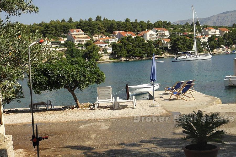 Maison / Villa, Maison individuelle première rangée à la mer, à vendre