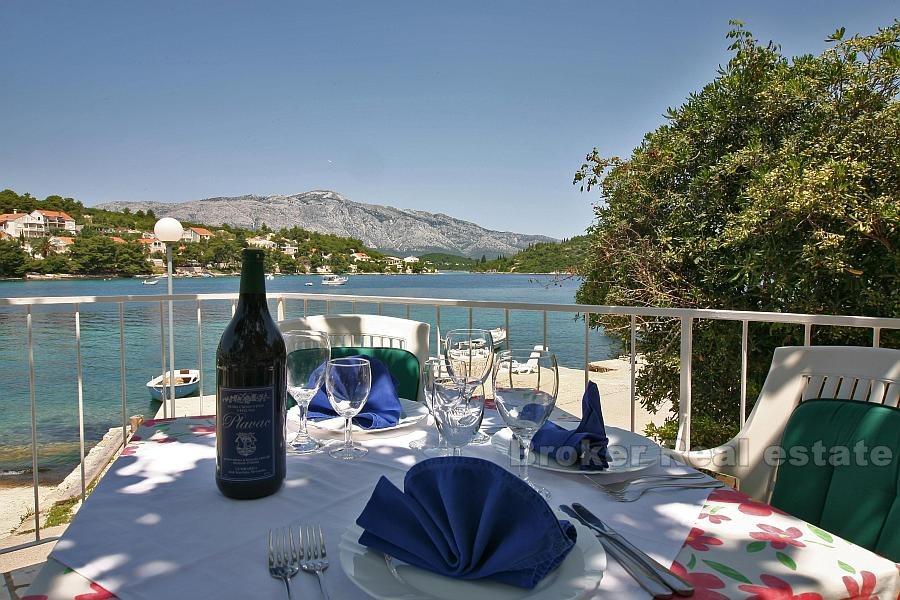 Maison / Villa, Maison individuelle première rangée à la mer, à vendre