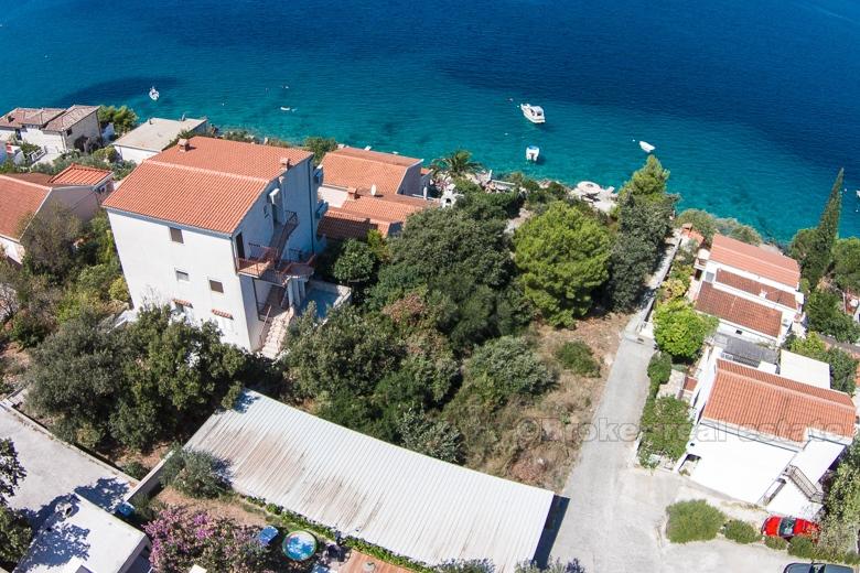Building plot, first row to the sea
