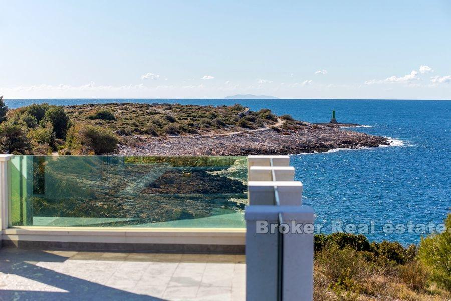 Villa familiale de luxe avec piscine, à vendre