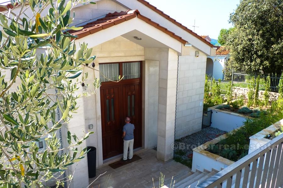 Villa extraordinaire première rangée à la mer, à vendre