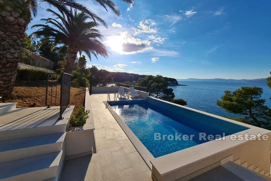 Moderne Villa mit Pool