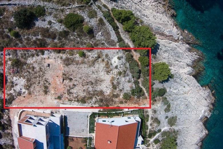 Building land plot, first row to the sea