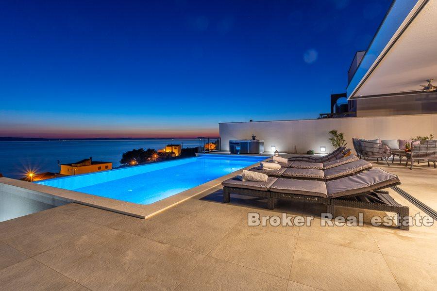 Modern villa med panoramautsikt