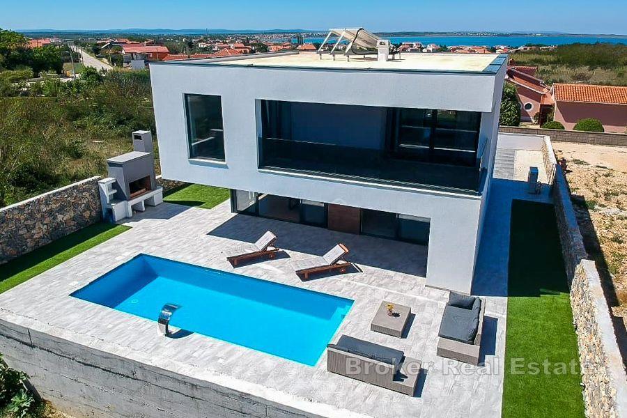 Lyxig villa med pool