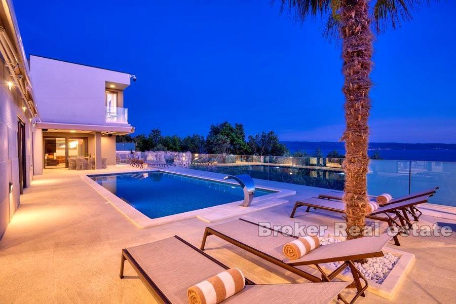 Lyxvilla med pool