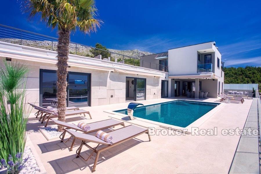 Lyxvilla med pool