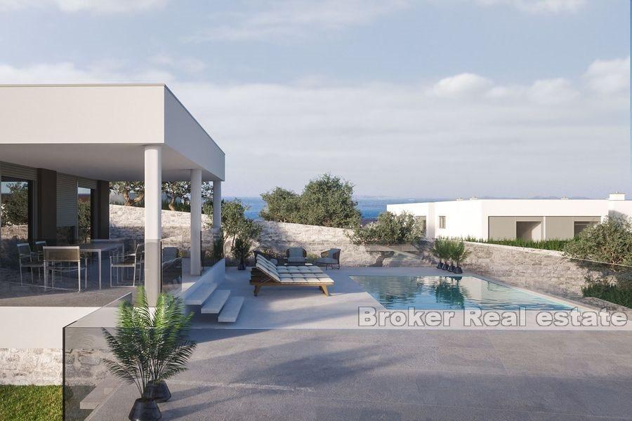 Attractive villa with pool