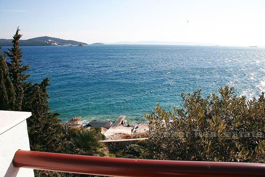 Maison / villa, première rangée de la mer