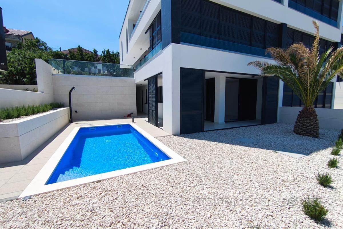 Luxuswohnungen mit Swimmingpool