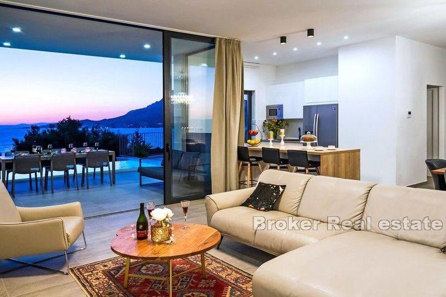 Luxusvilla mit Meerblick