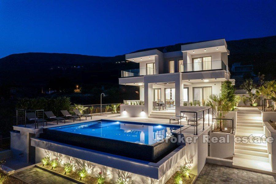 Moderne Villa mit Pool
