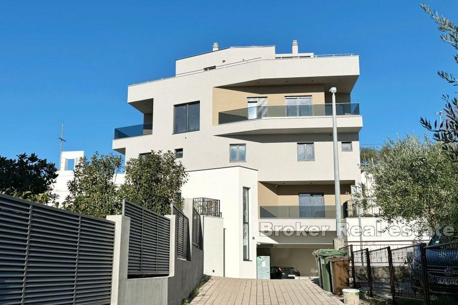 Neu gebaute Wohnungen mit Meerblick