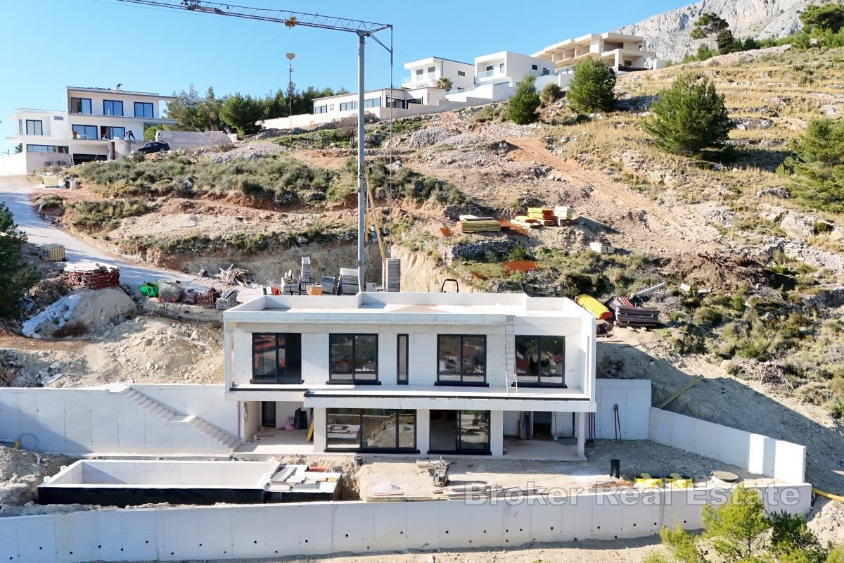 Villa im Bau mit Meerblick