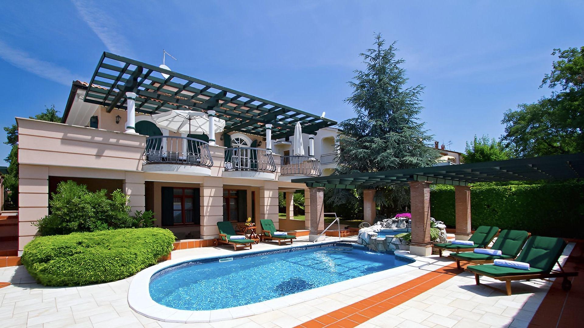 Luxushaus mit Swimmingpool