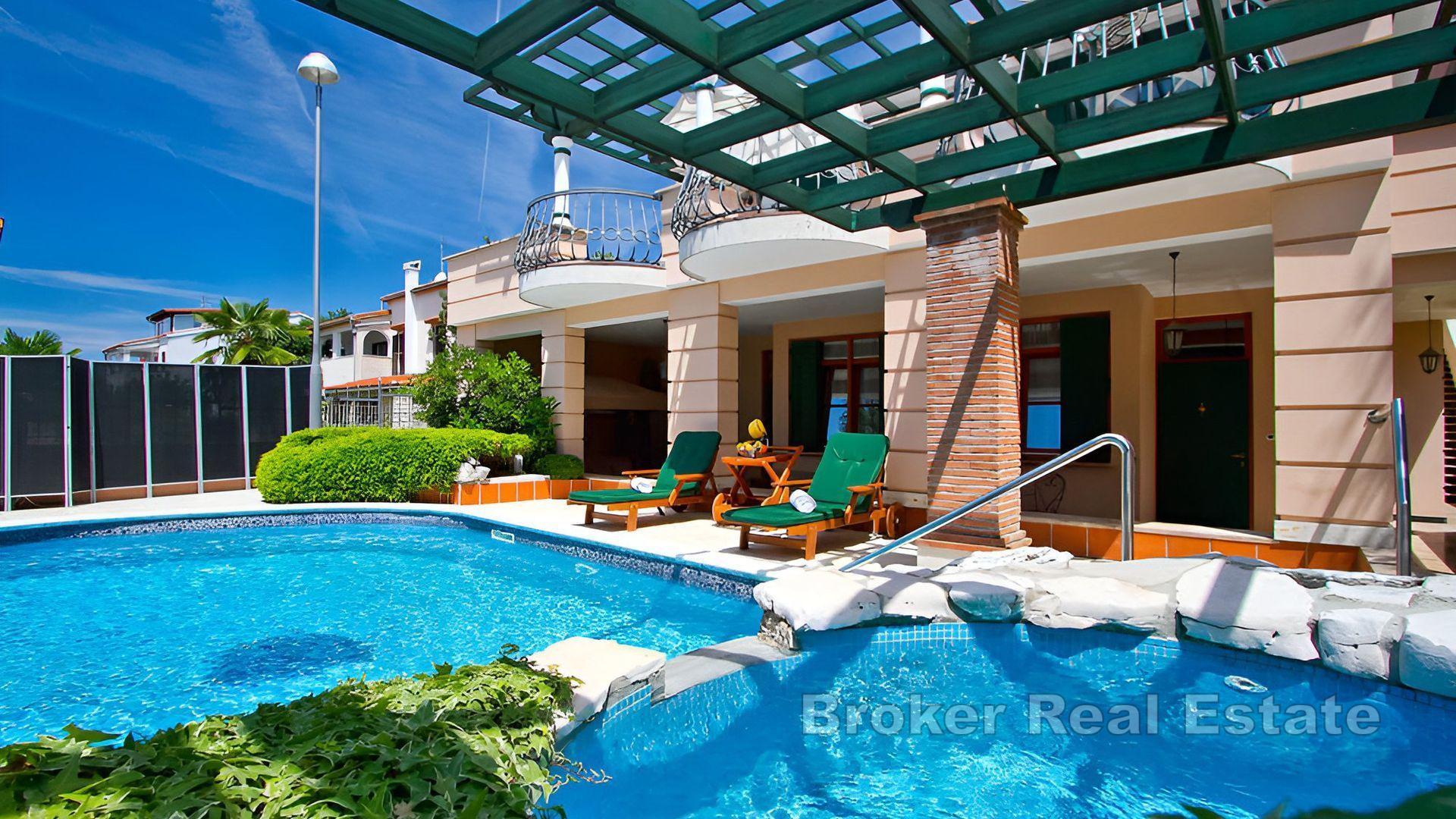 Luxushaus mit Swimmingpool