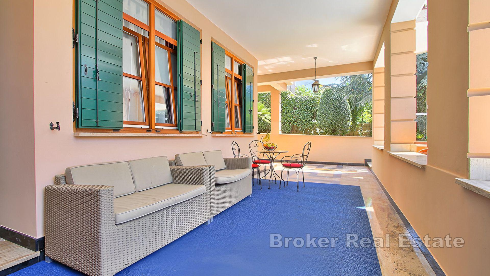 Luxushaus mit Swimmingpool