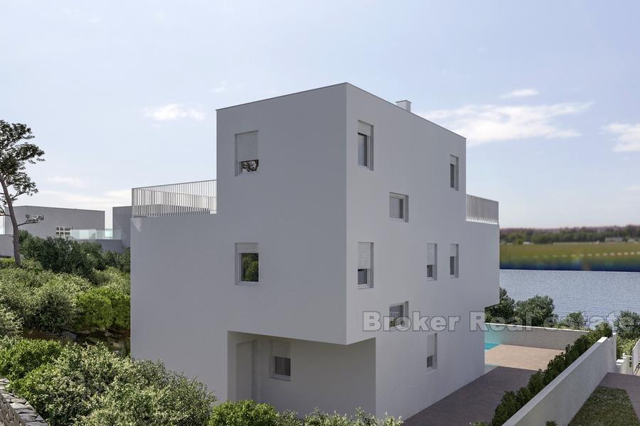 Maison / villa, Villa avec piscine, deuxième rangée de la mer