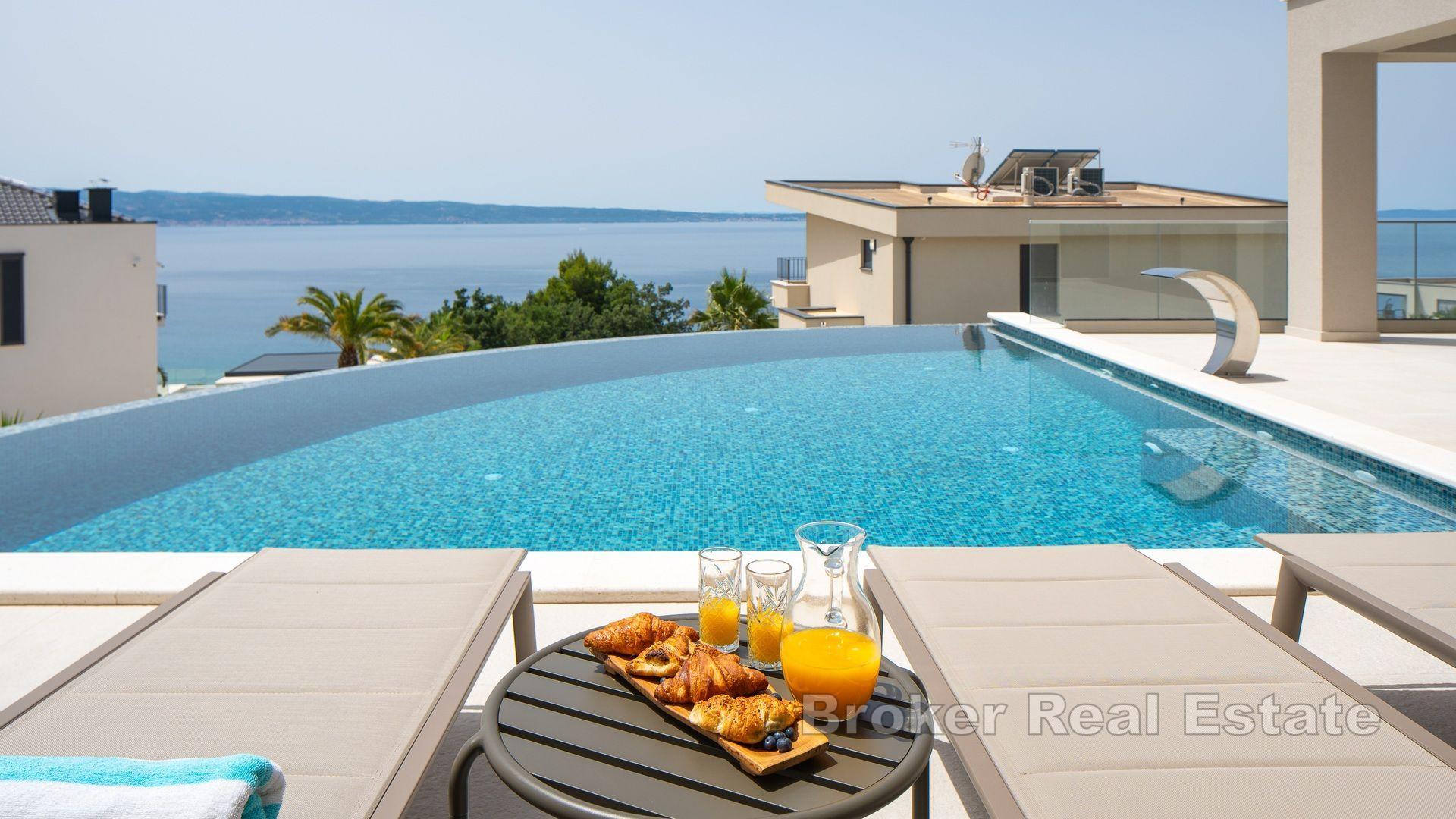 Moderne Luxusvilla mit wunderschönem Meerblick