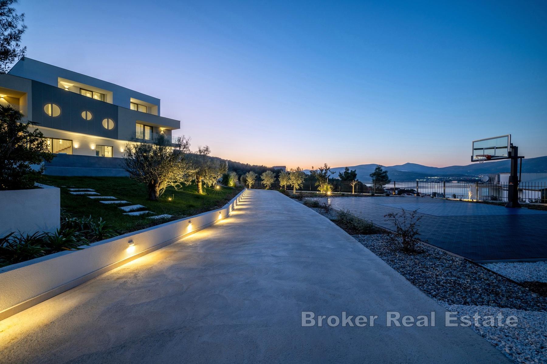 Luxuriöse exklusive Villa mit Meerblick