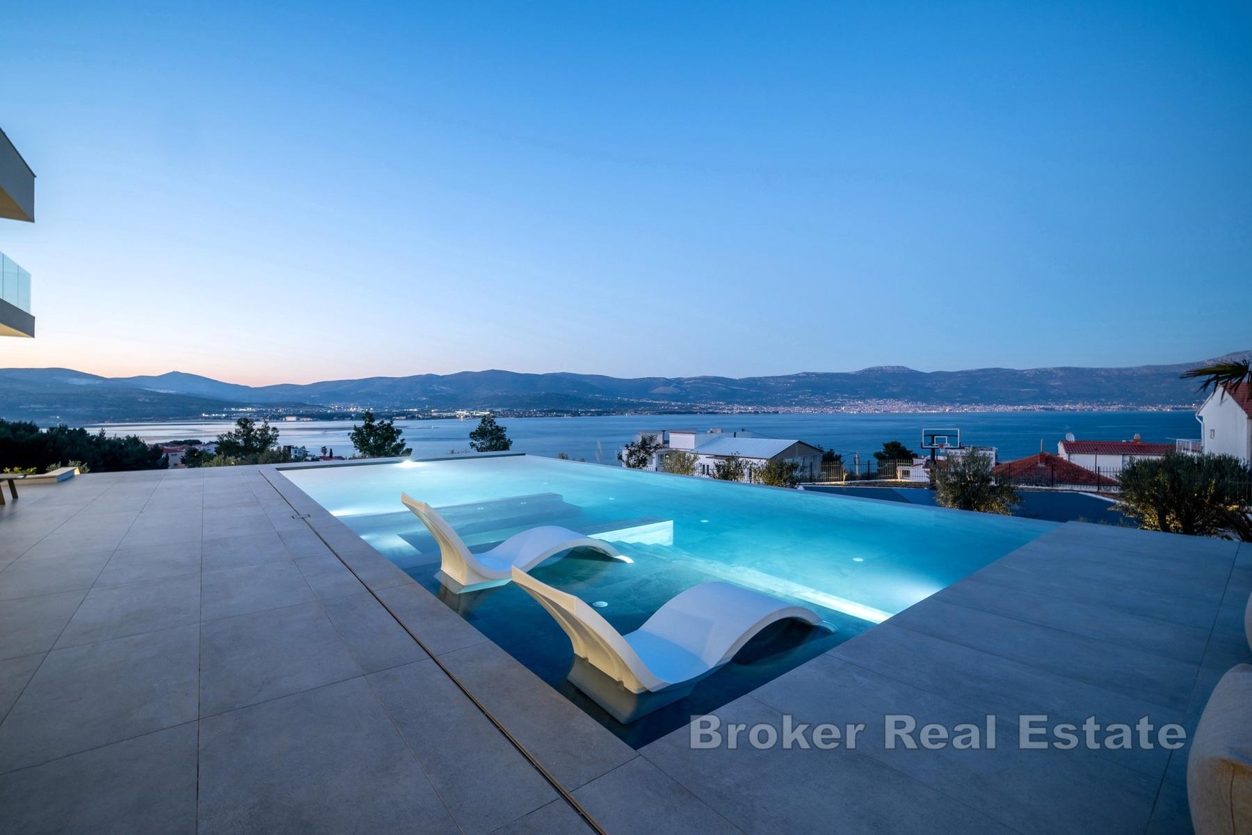 Luxuriöse exklusive Villa mit Meerblick