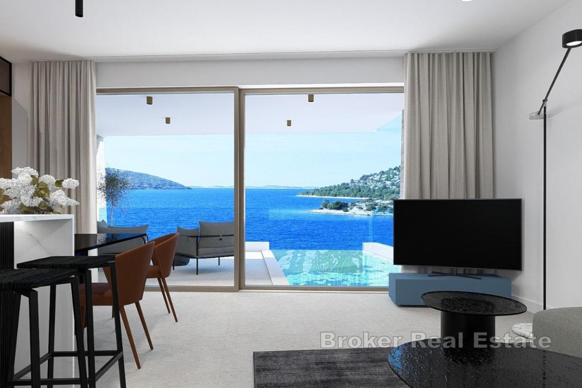 Apartment mit Pool und Meerblick
