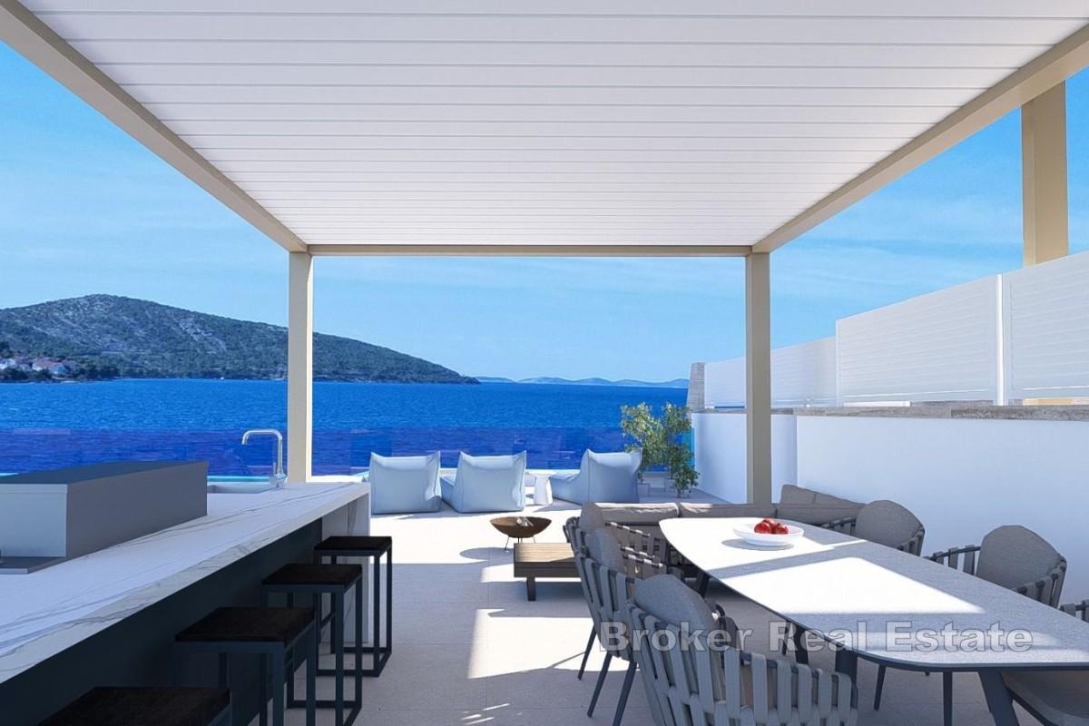 Luxus-Apartment mit Pool und Dachterrasse
