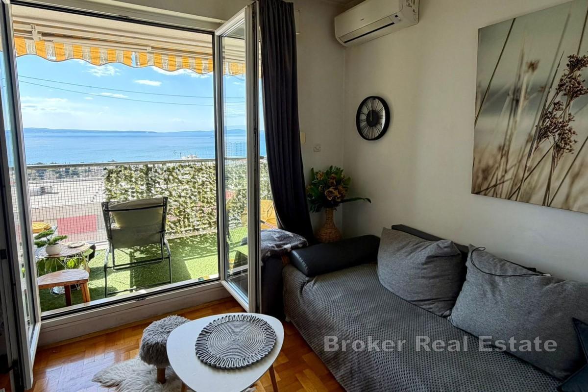 Appartamento con vista mare