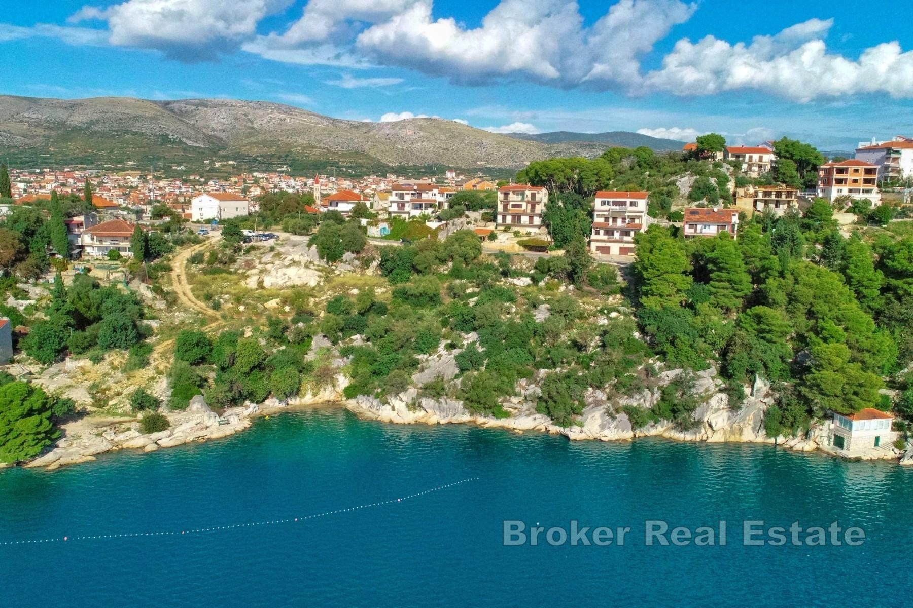 Terrain constructible attractif en première ligne de mer