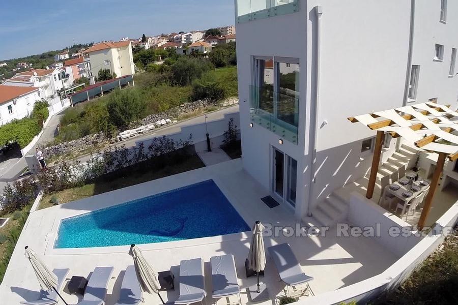 Luxus a moderní vila na prodej