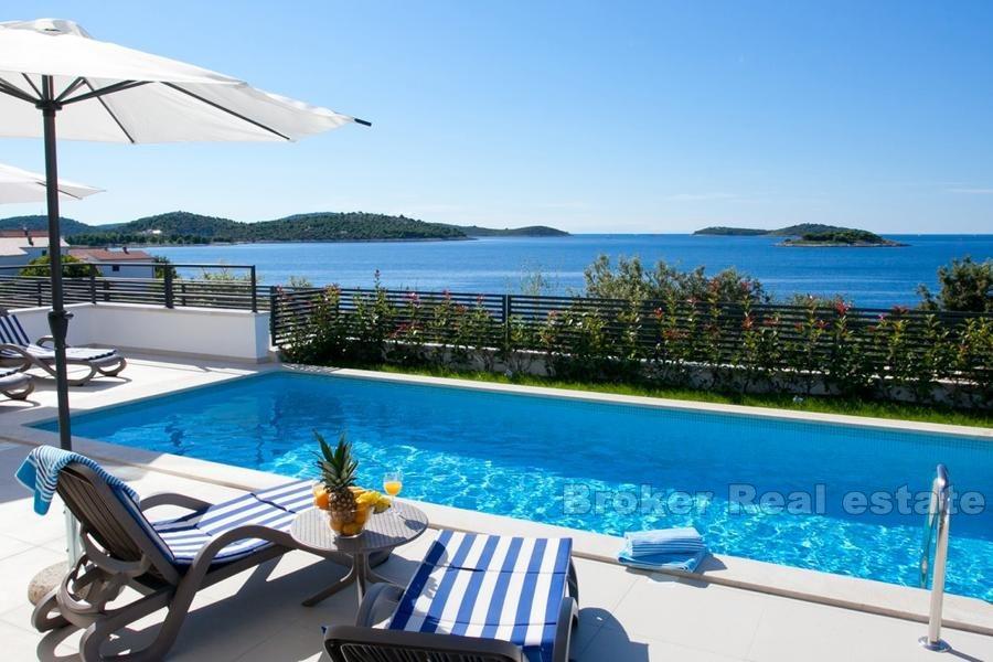 Haus / Villa, Luxusvilla mit Pool