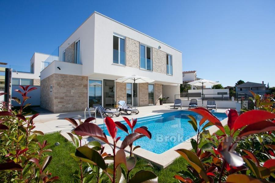 Haus / Villa, Luxusvilla mit Pool