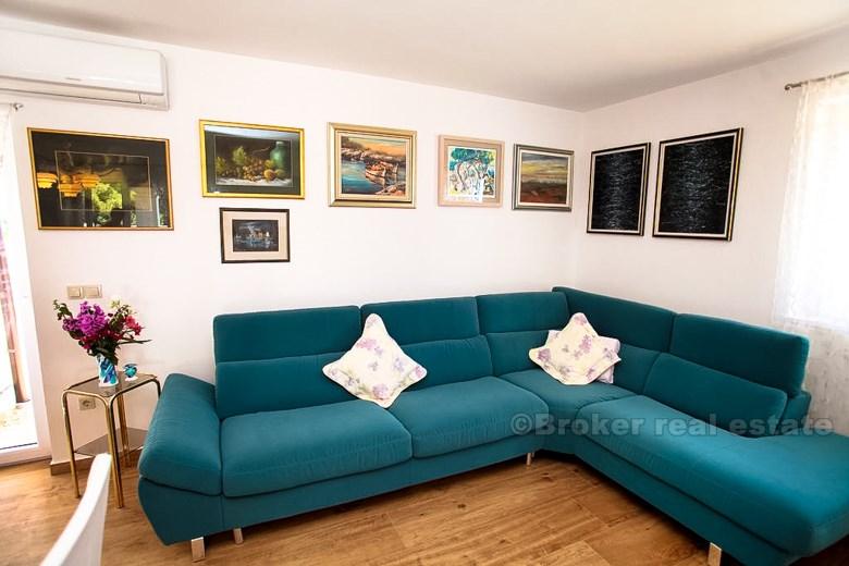 Hus / Villa med panoramautsikt, til salgs