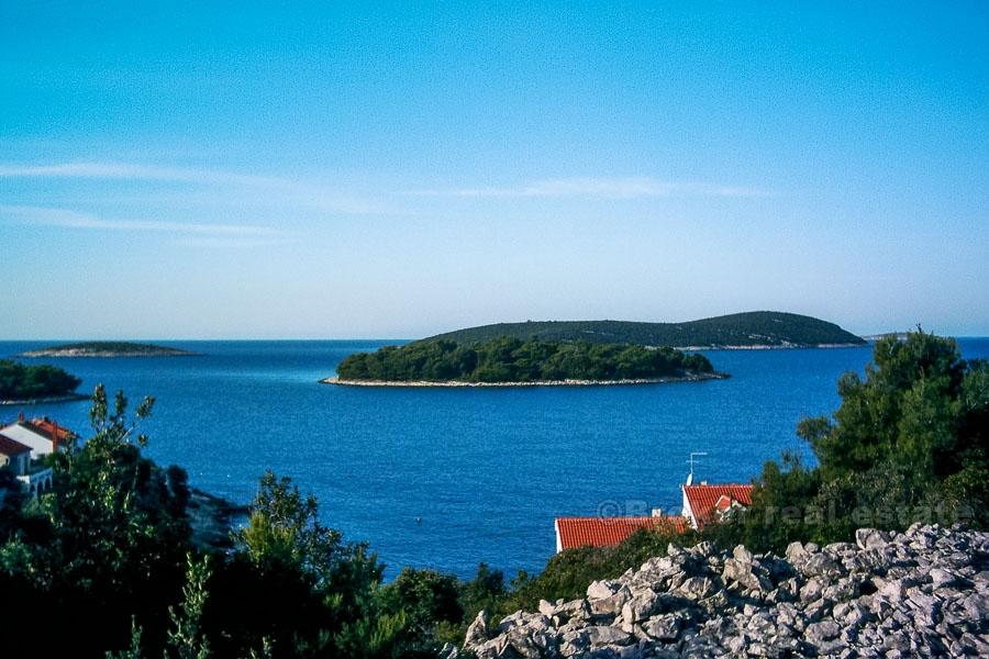 Building plot with panoramic view, for sale