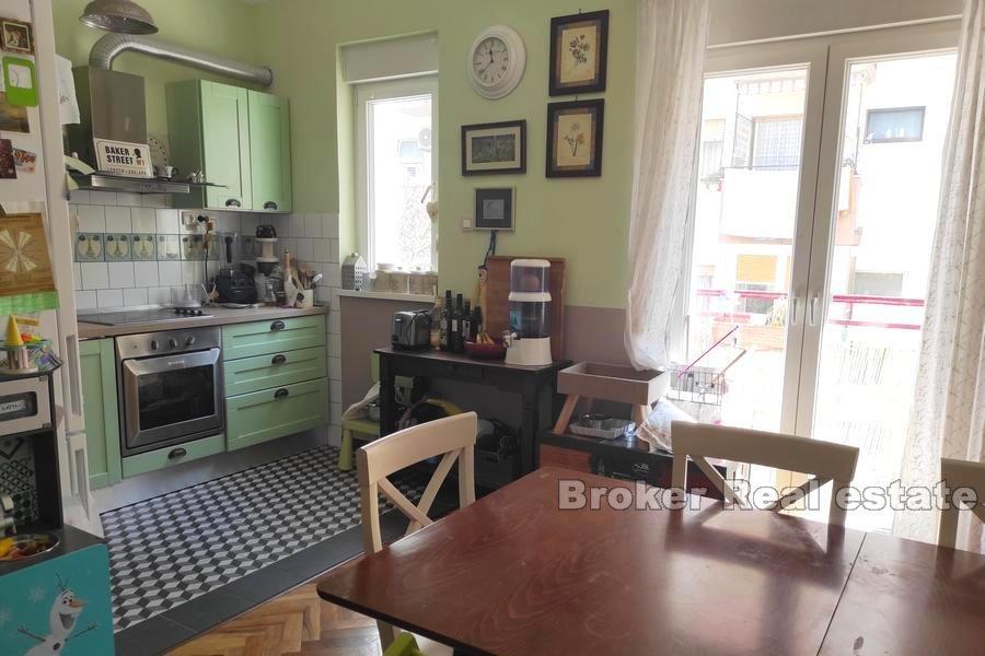 Comfortable three bedroom apartment