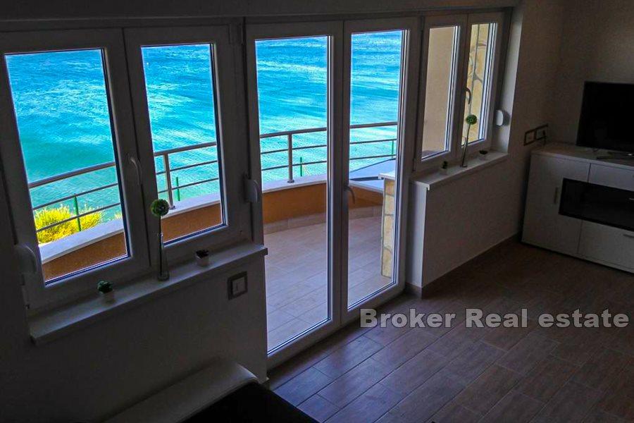 Appartement duplex, première rangée de la mer