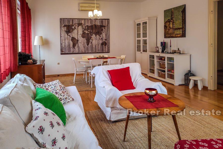 Comfortable three bedroom apartment