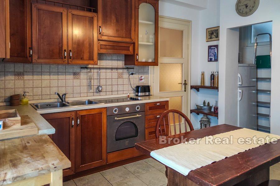 Comfortable three bedroom apartment