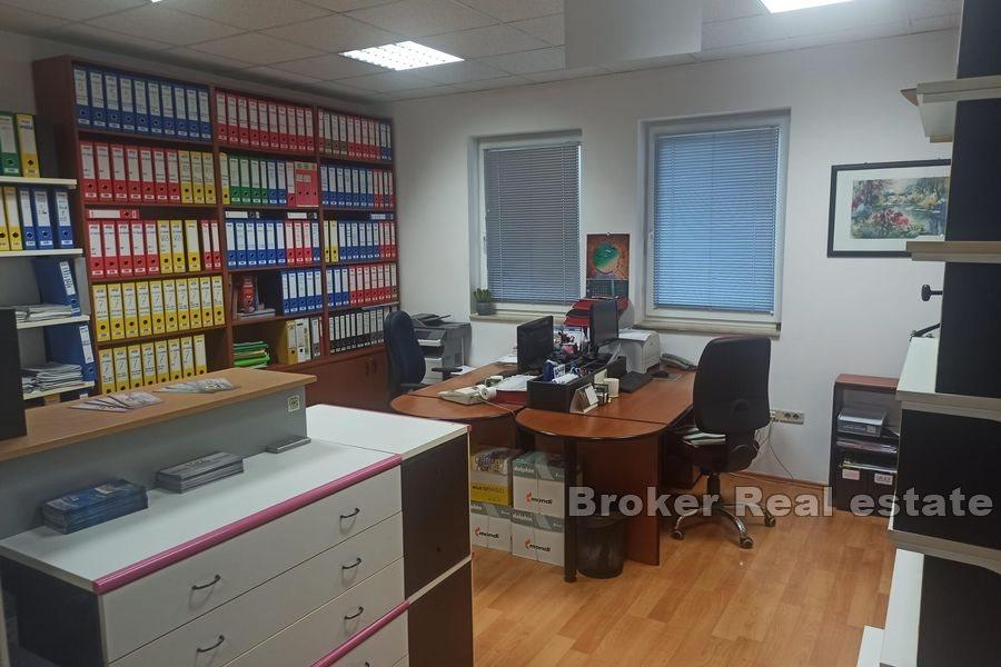 Espace commercial polyvalent