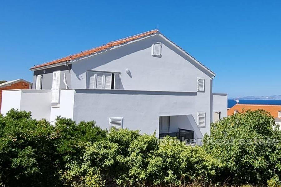 Edificio residenziale più piccolo con 7 appartamenti