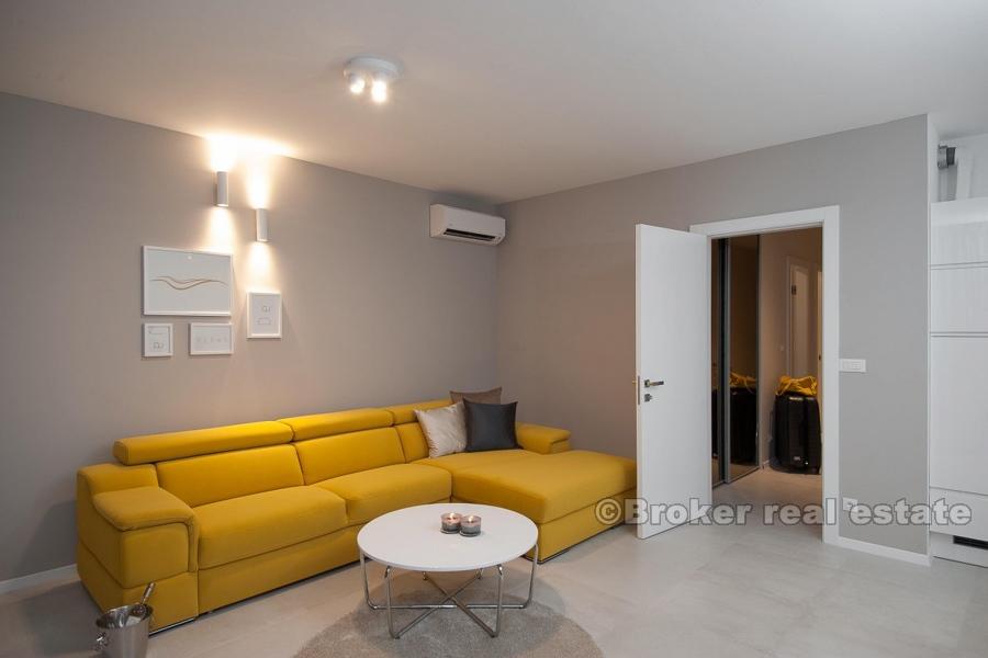 Apartment mit zwei Schlafzimmern und Meerblick