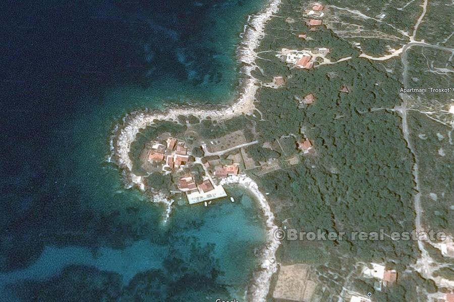 Terreno edificabile vicino al mare, in vendita