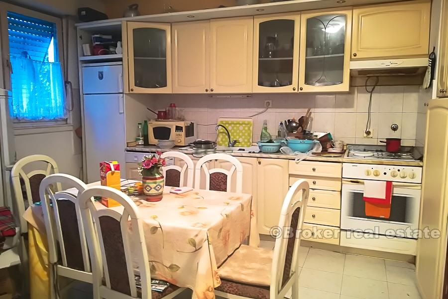 Leilighet til renovering (Znjan), til salgs