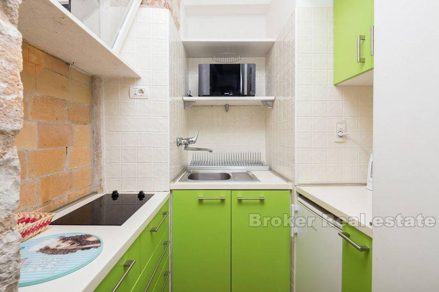 Studio moderne à louer