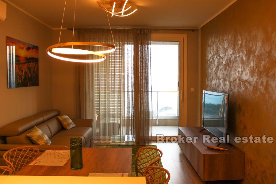 Two bedroom apartment with sea view