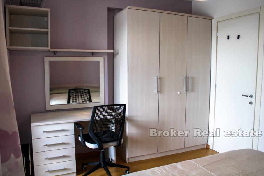Spinut, moderne Wohnung mit einem Schlafzimmer